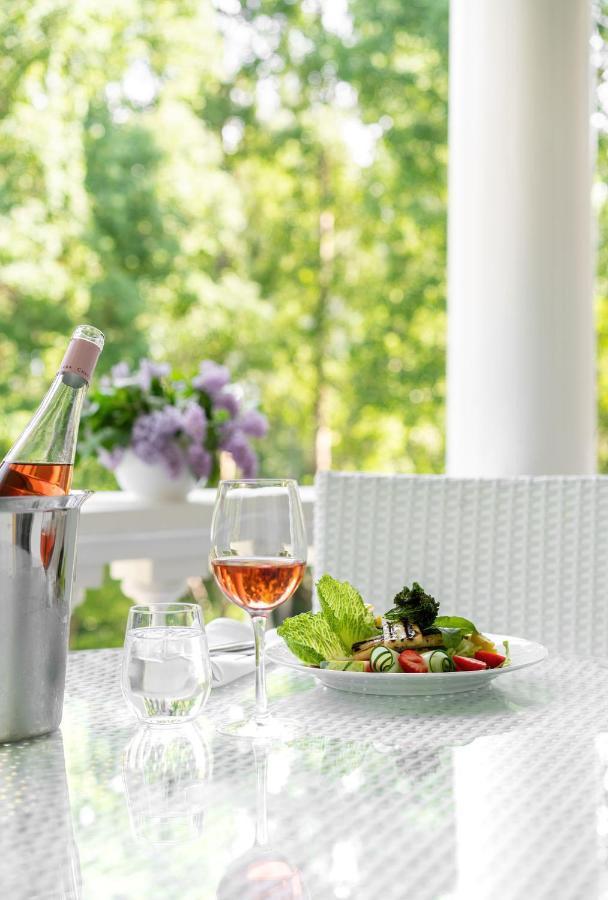 Sannasin Kartano Hotel Екстериор снимка